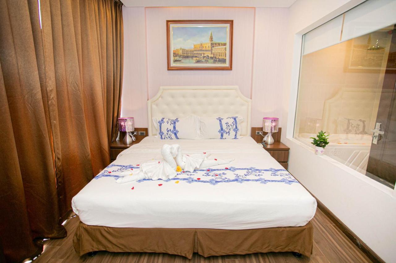 Отель New Century 3*