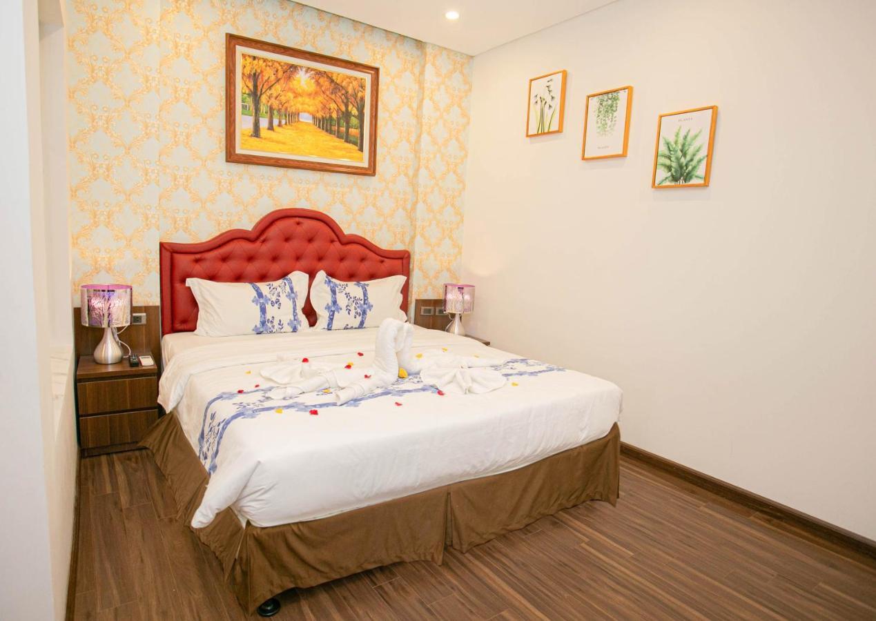 Отель New Century 3*